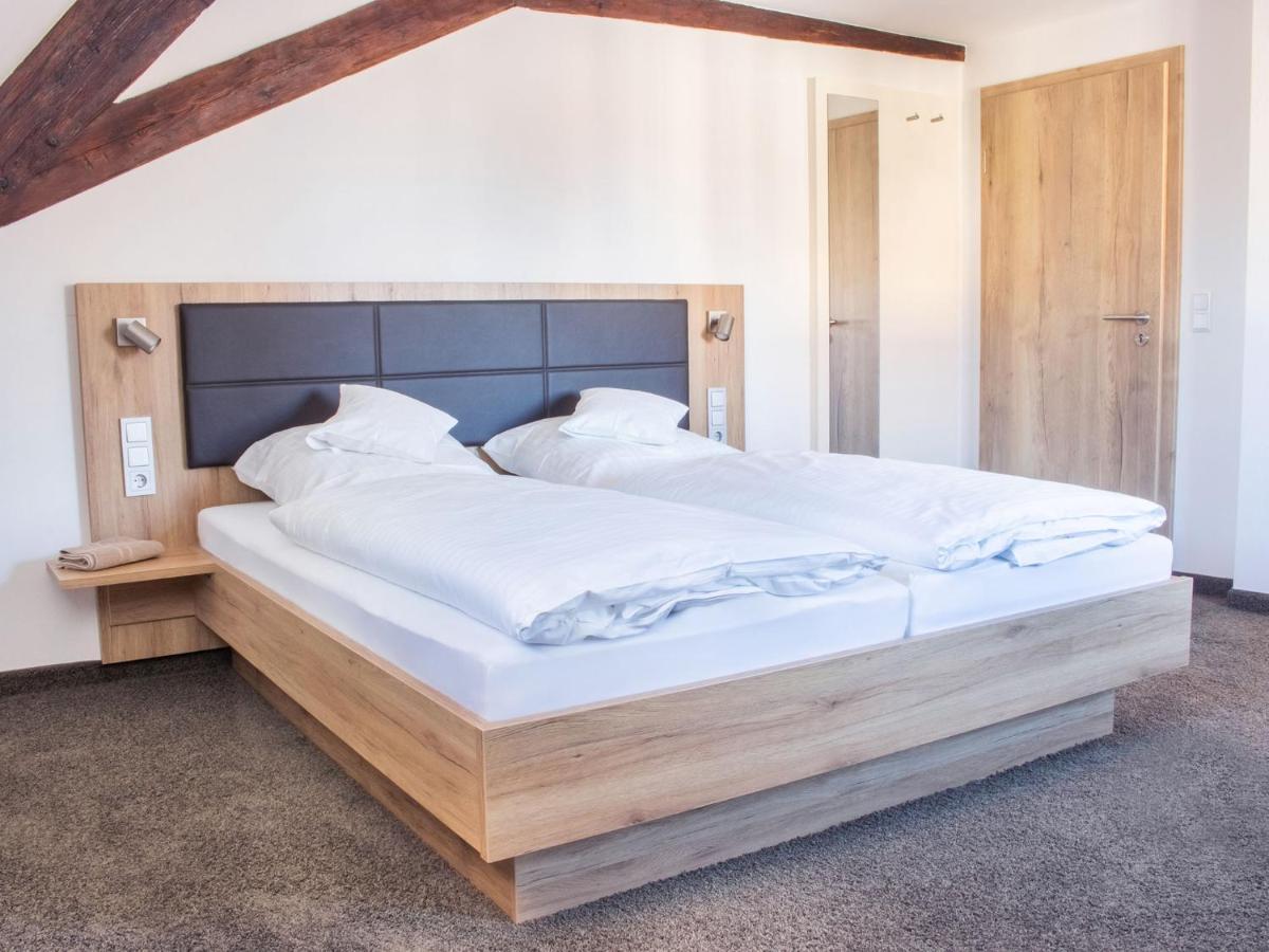 Gasthof Landhotel Hirsch Ostrach المظهر الخارجي الصورة