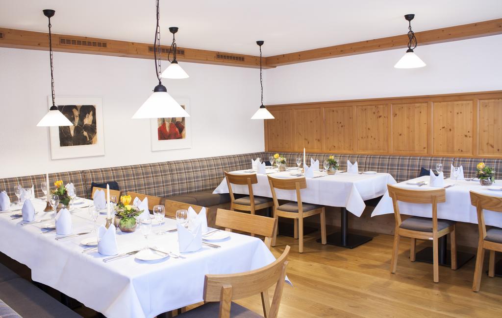 Gasthof Landhotel Hirsch Ostrach المظهر الخارجي الصورة