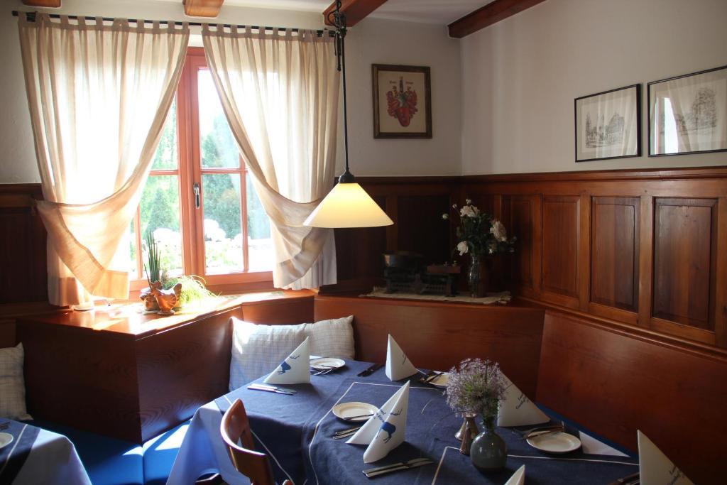 Gasthof Landhotel Hirsch Ostrach المظهر الخارجي الصورة